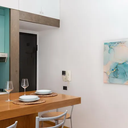 Artstay Apt Duomo, Super Central, M2, M3 & M1-2